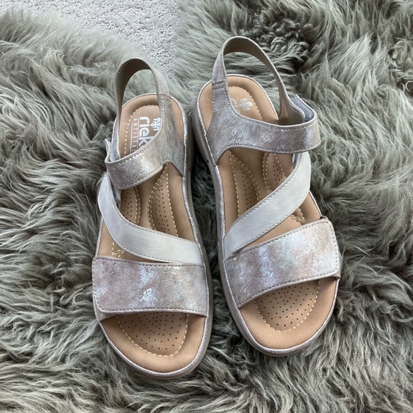 European Sandals - Picture 3 of 4